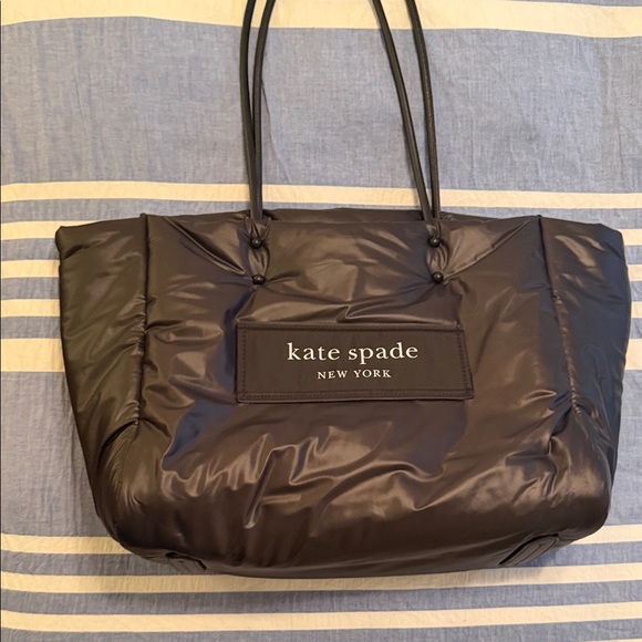 Kate Spade Sam Icon Label Large Everything Tote - Picture 1 of 17